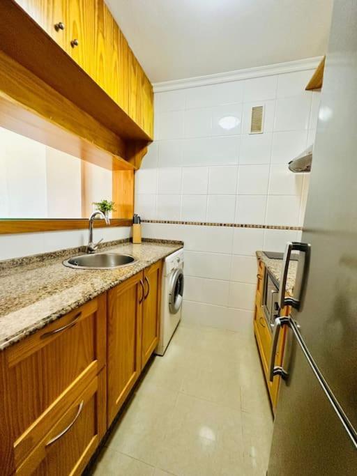 Apartamento A Pie De Playa. กาดิซ ภายนอก รูปภาพ